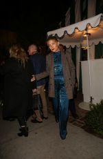 KATE HUDSON Leaves Sara Foster
