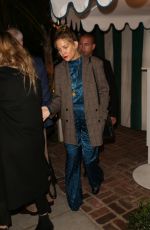 KATE HUDSON Leaves Sara Foster