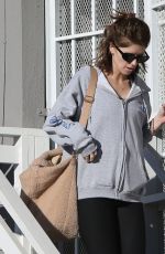 KATHERINE SCHWARZENEGGER Leaves a Gym in Brentwood 02/26/2020