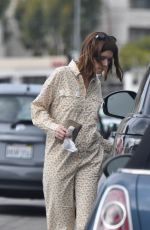 KATHERINE SCHWARZENEGGER Out Shopping in Los Angeles 02/02/2020