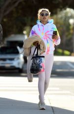 KELLY GALE Leaves Pilates Class in Venice Beach 02/14/2020