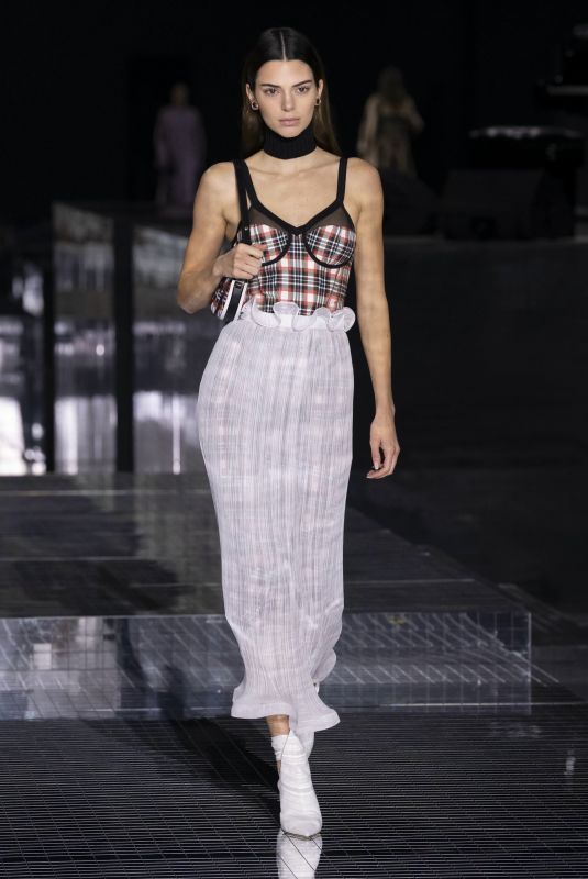 KENDALL JENNER at Burberry Autumn/Winter 2020 Show at London Fashion Week 02/17/2020