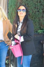 KYLE RICHARDS Out for Lunch in Beverly Hills 02/04/2020