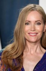LESLIE MANN at 2020 Vanity Fair Oscar Party in Beverly Hills 02/09/2020