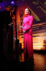 LESLIE MANN at Hollywood Beauty Awards 2020 in Los Angeles 02/06/2020