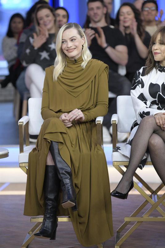 MARGOT ROBBI at Good Morning America 02/04/2020