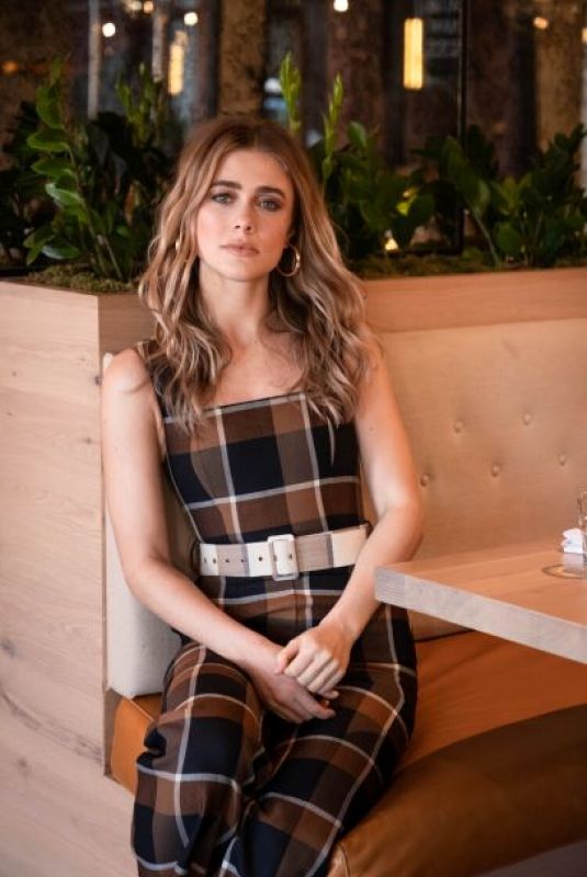 MELISSA ROXBURGH for Rose and Ivy Journal, 2020