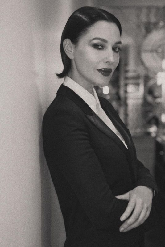 MONICA BELLUCCI in L