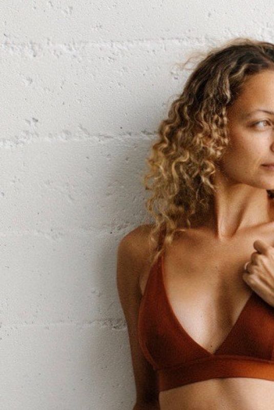 NICOLE RICHIE for Kit Undergarments 2020