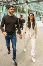 NICOLE SCHERZINGER and Tom Evans Arrives in London 02/21/2020