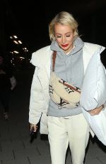 OLIVIA ATTWOOD Leaves Love Island Aftersun Set in London 02/03/2020