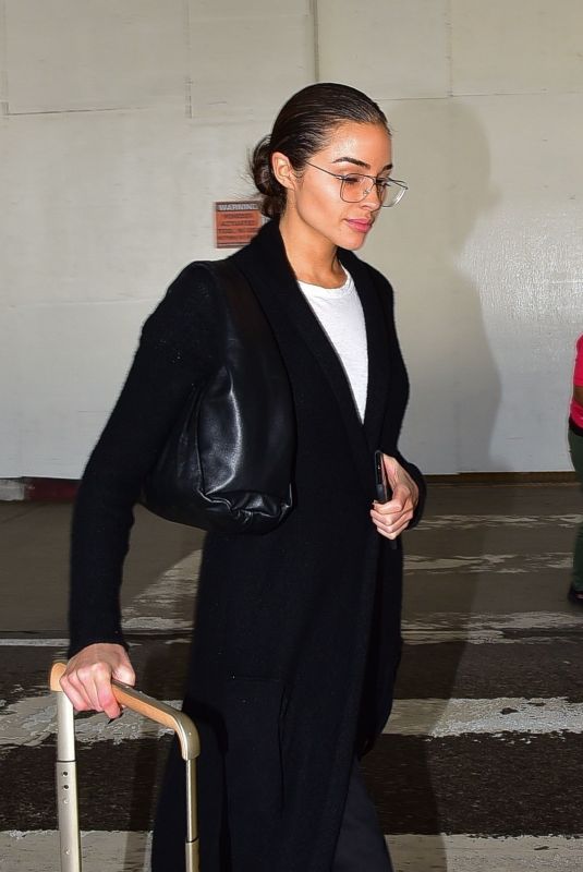 OLIVIA CULPO Arrives at Los Angeles International Airport 02/23/2020