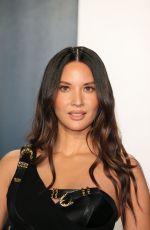 OLIVIA MUNN at 2020 Vanity Fair Oscar Party in Beverly Hills 02/09/2020