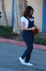 Pregnant JENNA DEWAN Out in Los Angeles 02/01/2020