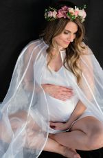 Pregnant RACHEL MCCORD - Maternity Photoshoot, February 2020