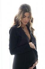 Pregnant RACHEL MCCORD - Maternity Photoshoot, February 2020