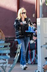 REENE WITHERSPOON Leaves Brentwood Country Mart 02/05/2020