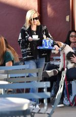 REESE WITHERSPOON at Brentwood Country Mart 02/05/2020