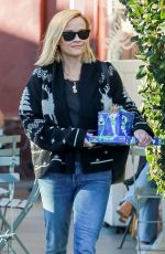REESE WITHERSPOON at Brentwood Country Mart 02/05/2020