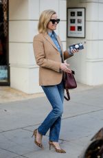 REESE WITHERSPOON Out in Los Angeles 01/31/2020