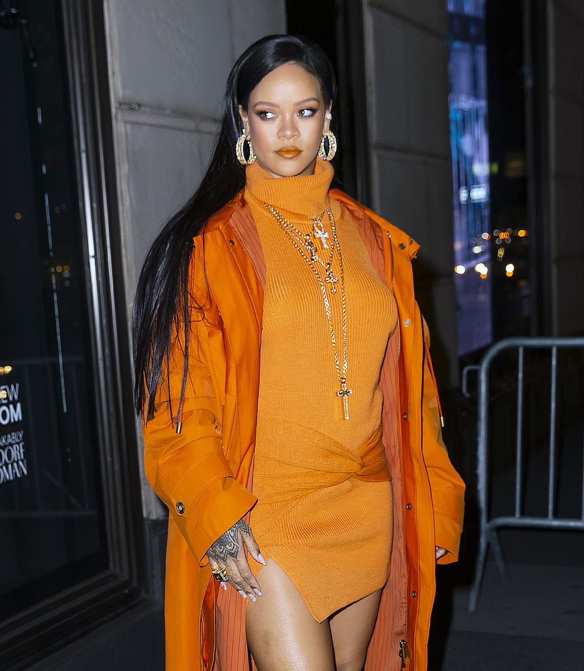 RIHANNA Arrives at Bergdorf Goodman to Introduce Her Fenty Collection ...