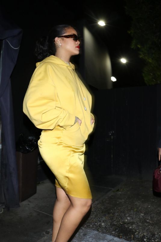 RIHANNA Leaves Nice Guy in West Hollywood 02/11/2020