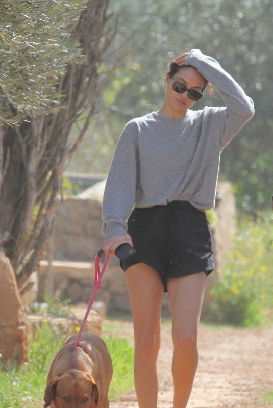 SHANINA SHAIK Out with Her Dogs in Ibiza 02/28/2020