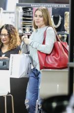 SOFIA VERGARA Shopping at Beauty Collection in West Hollywood 02/12/2020