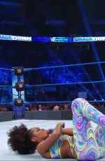 WWE - CARMELLA vs NAOMI Smackdown 02/21/2020
