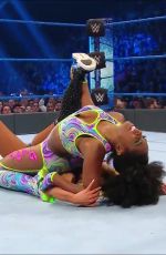 WWE - CARMELLA vs NAOMI Smackdown 02/21/2020