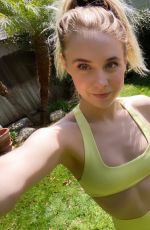 ALESSANDRA TORRESANI - Instagram Photo and Video 03/23/2020