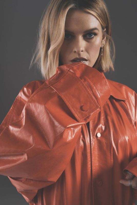 ALICE EVE in Glass Magazine, Spring 2020