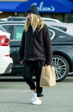 ANNABELLE WALLIS Leaves Gelson