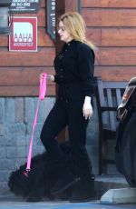 ARIEL WINTER at a Vet