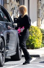 ARIEL WINTER at a Vet