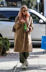 ASHLEE SIMPSON Shopping at Cotton Citizen in West Hollywood 03/09/2020