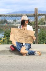BAI LING Asks Strangers Where She Can Buy Toilet Paper in Los Angeles 03/25/2020