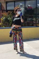 BLANCA BLANCO Wears Mask While Going for Takeout Pizza 03/21/2020