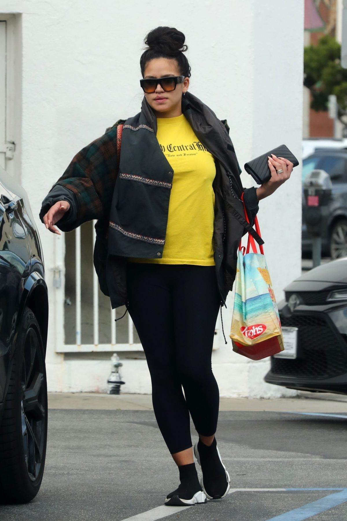 CASSIE Out Shopping in Los Angeles 03/30/2020 – HawtCelebs