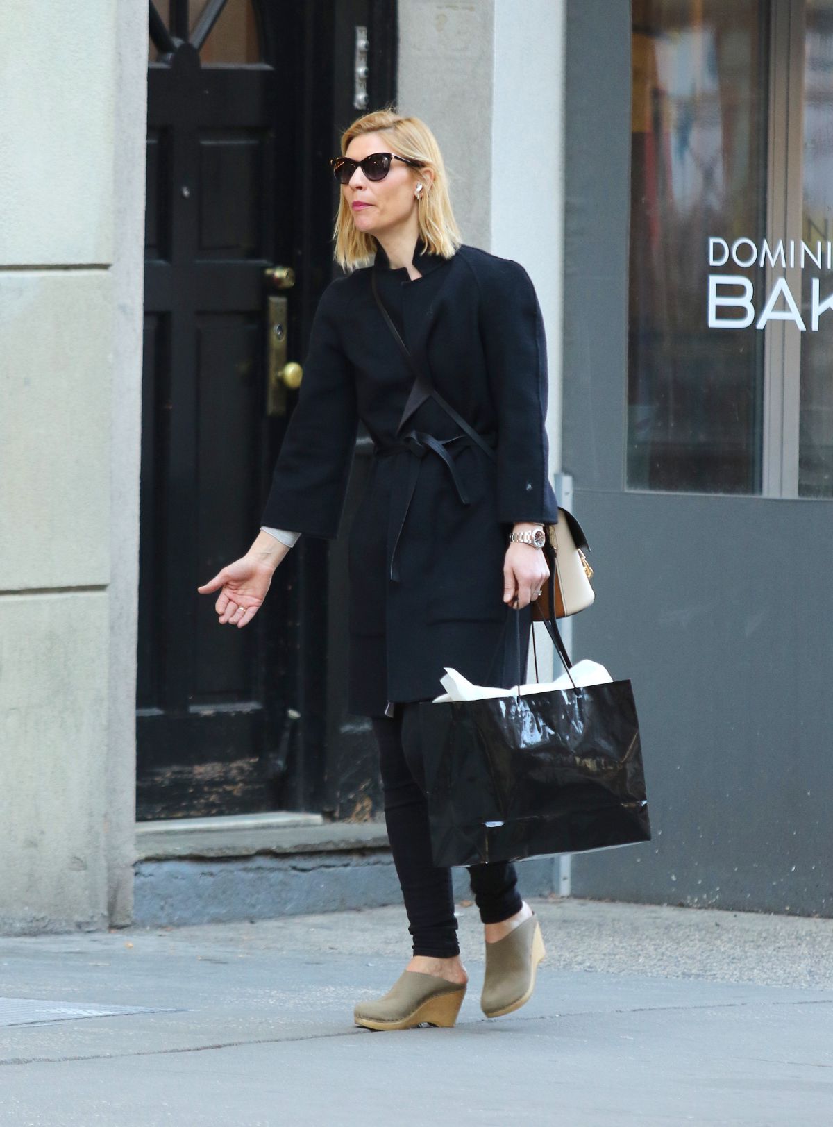 CLAIRE DANES Out Shopping in New York 03/10/2020 – HawtCelebs
