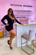 CLAUDIA ROMANI at Prettylittle Things Showroom in Miami 03/09/2020