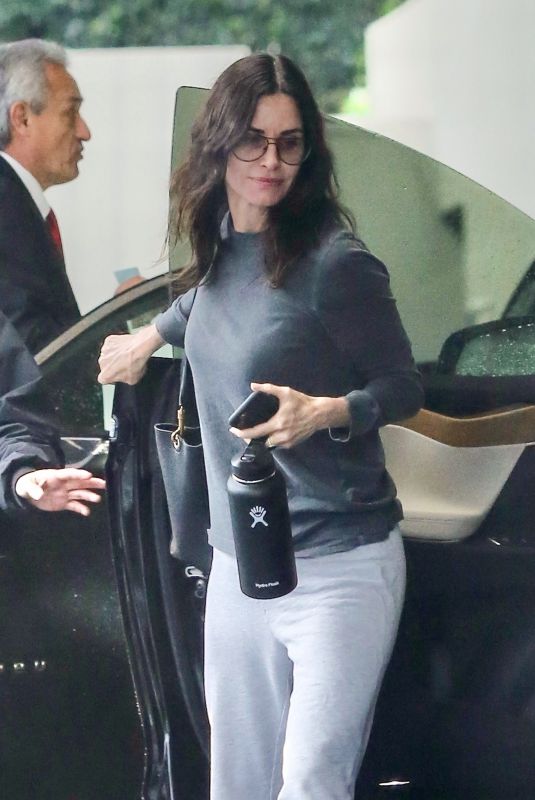 COURTENEY COX Out and About in Beverly Hills 03/12/2020