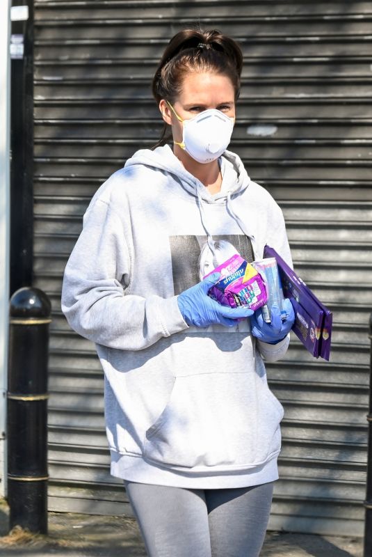 DANIELLE LLOYD Wearing Mask Out Shopping in Birmingham 03/30/2020