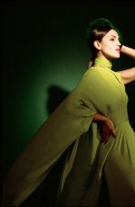 EIZA GONZALEZ in Contentmode Magazine, Spring 2020