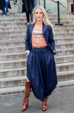 ELLIE GOULDING at Chloe Show at Paris Fashion Week 02/27/2020