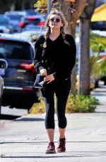 ELZAIBETH OLSEN Out and About in Los Angeles 03/11/2020