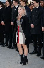 FLORENCE PUGH Arrives at Louis Vuitton Show at Paris Fashion Week 03/03/2020