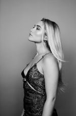 FLORENCE PUGH for The Wrap, March 2020