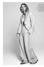 GISELE BUNDCHEN in Harper