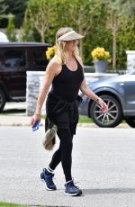 GOLDIE HAWN Out and About in Brentwood 03/25/2020